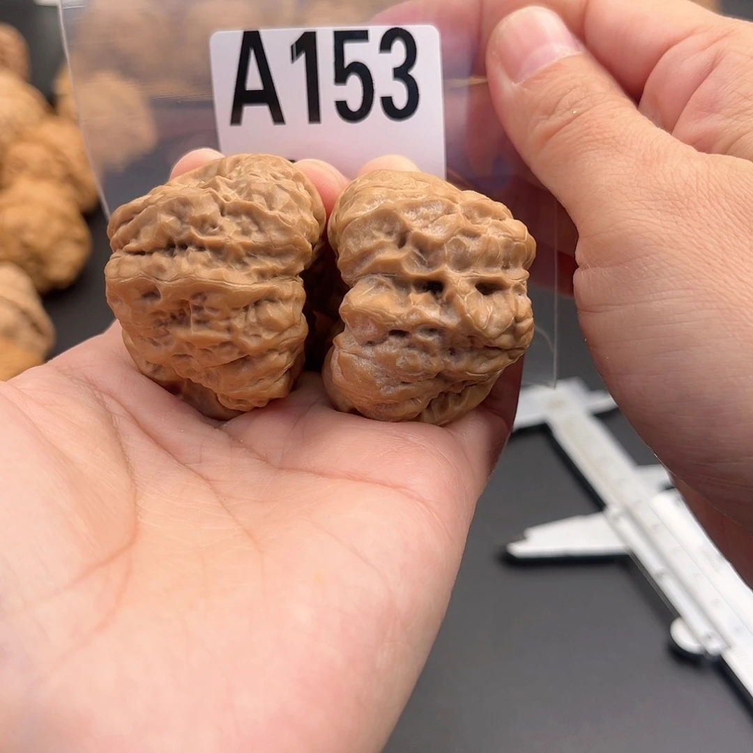 桃核吊坠背****板蛙蛙福利