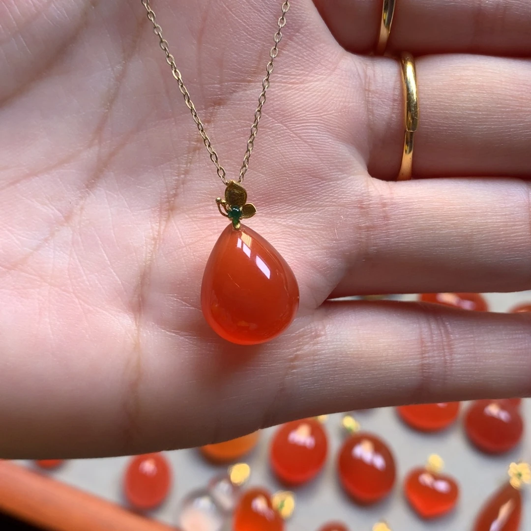 南红玛瑙未镶嵌颈饰