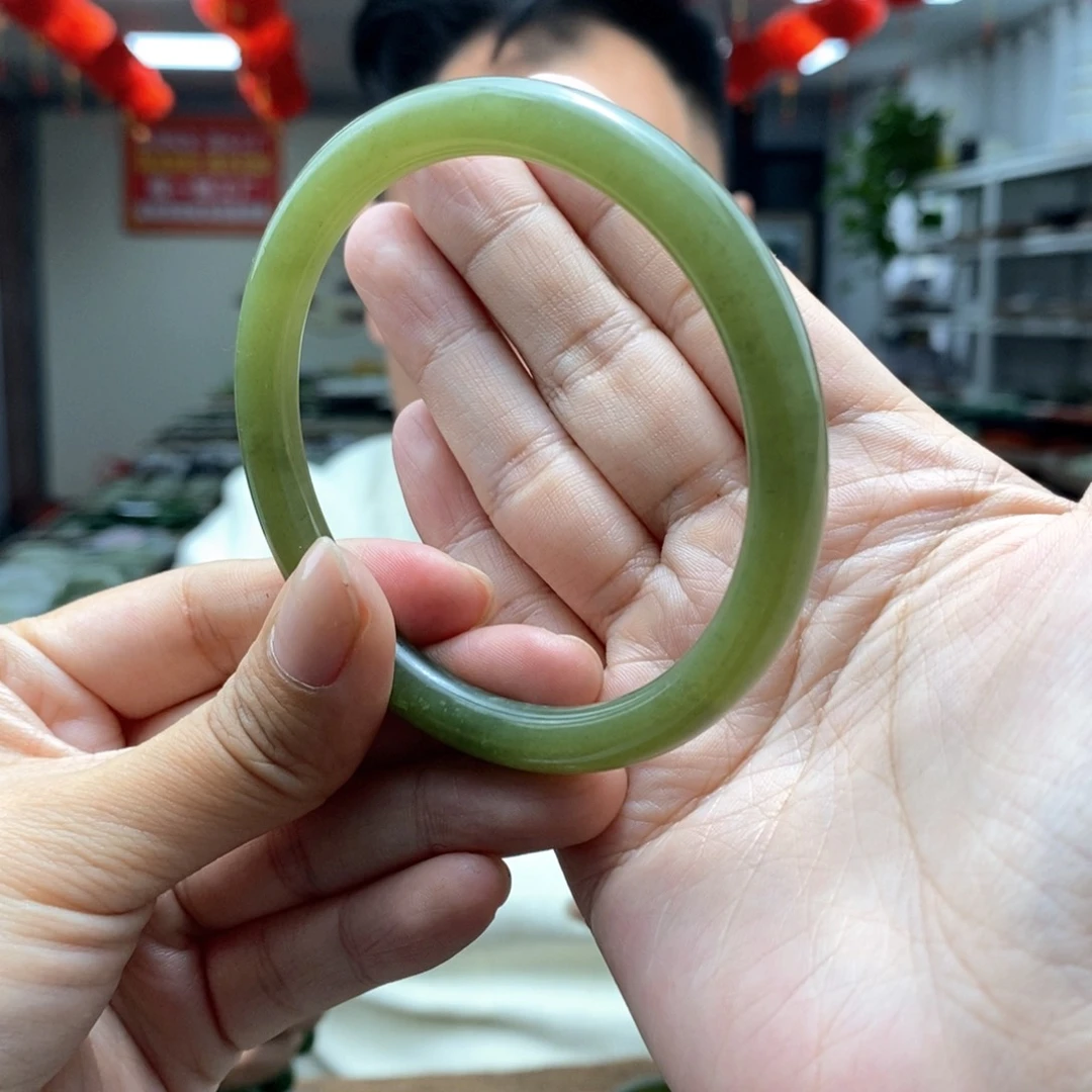 和田玉手镯未镶嵌62