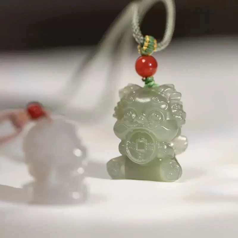 新疆和田玉晴水招财兽吊坠百搭小众招财进宝挂件项链礼物