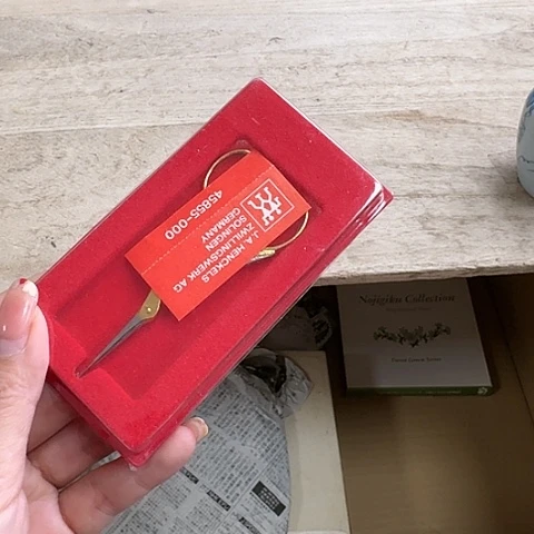 用****9精品摆件。