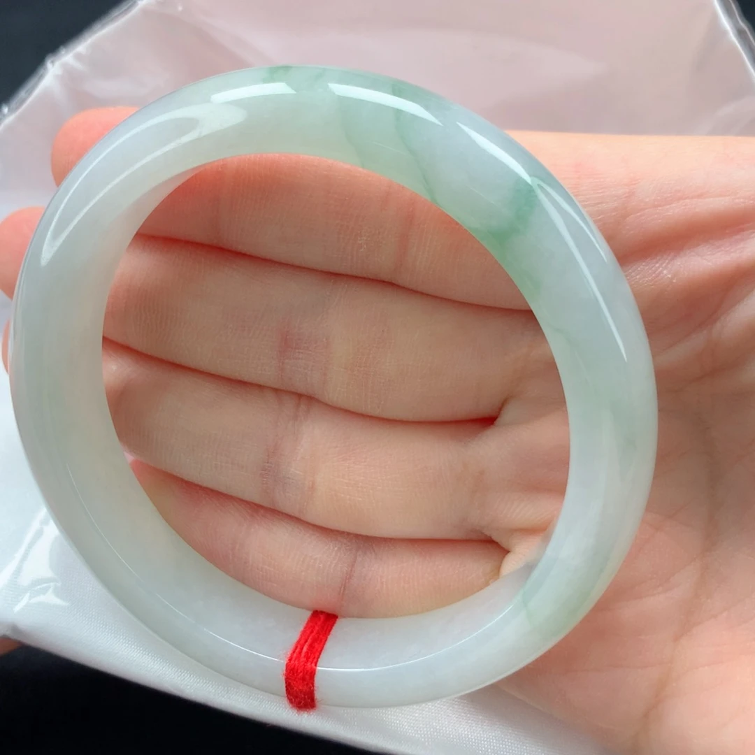 翡翠手镯未镶嵌，19号