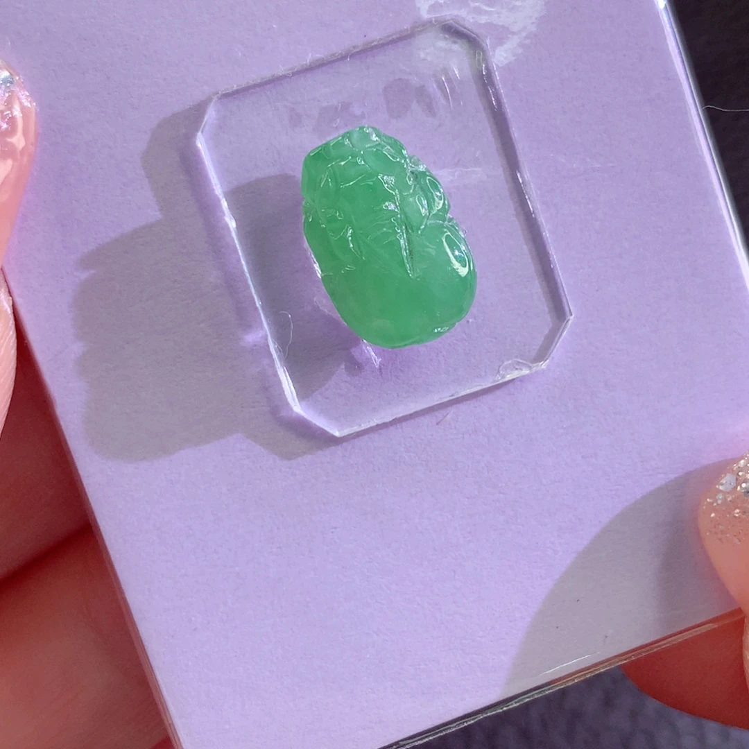 定制翡翠未镶嵌翡翠