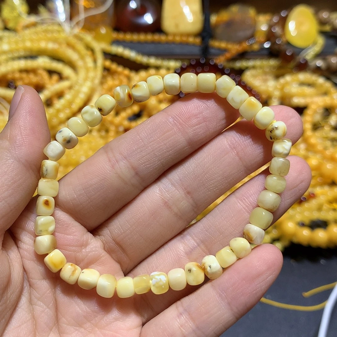 未镶嵌琥珀珠宝奇石