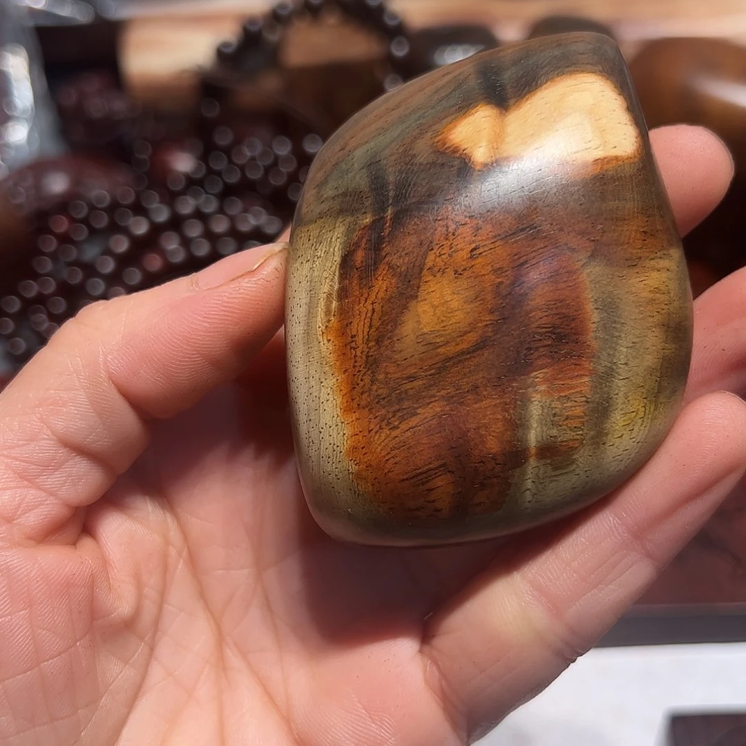 交趾黄檀（大红酸枝）马****店