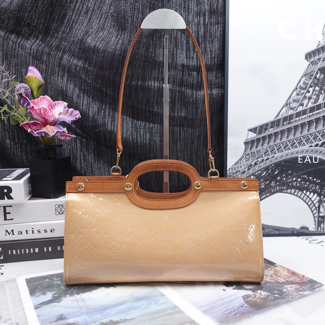 95新 LouisVuitton/路易威登 单肩包/T10292325