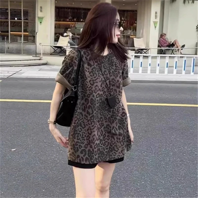 复古豹纹圆领短袖女t恤2025新款夏季宽松百搭显瘦中长款半袖上衣