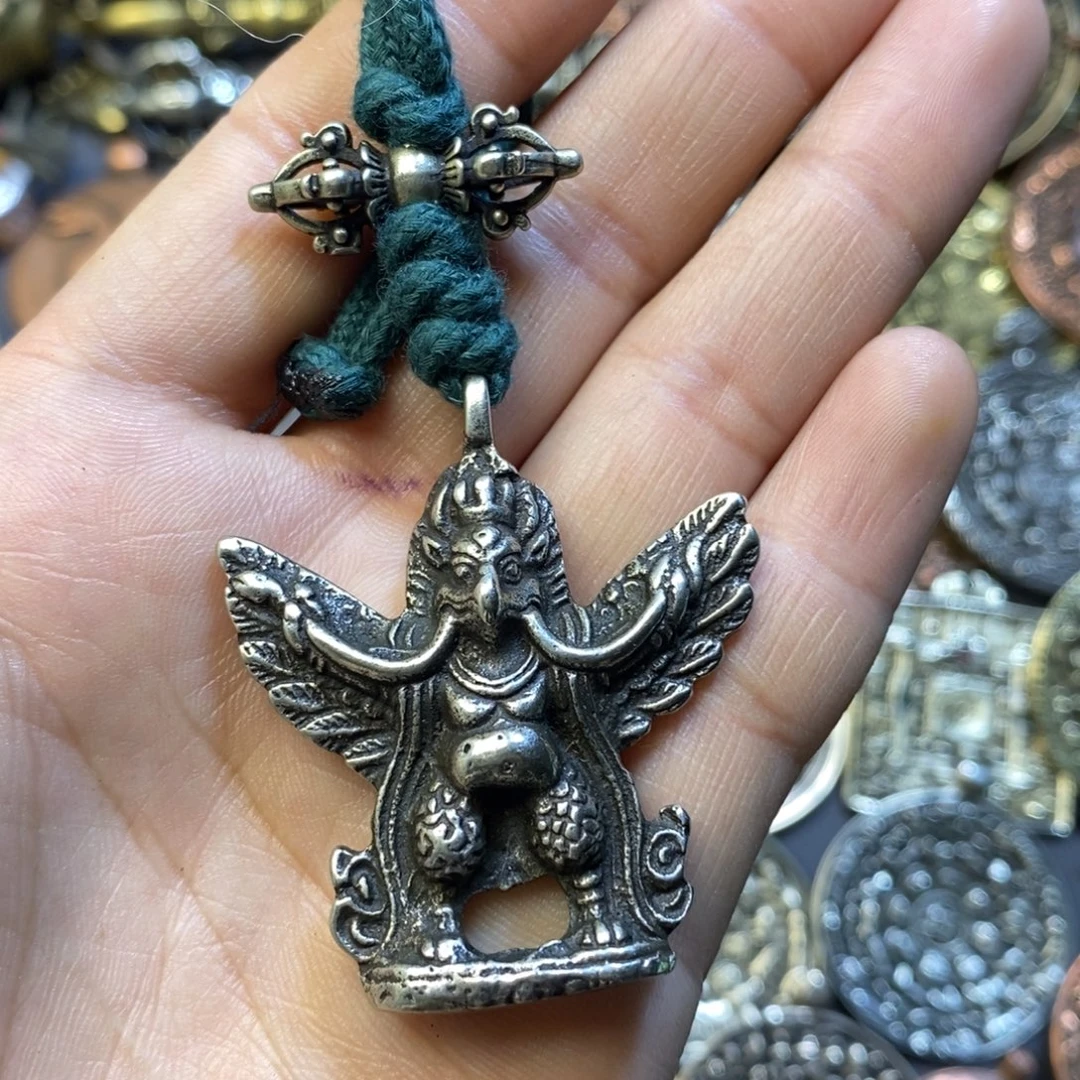 藏式大鹏鸟搭配挂件