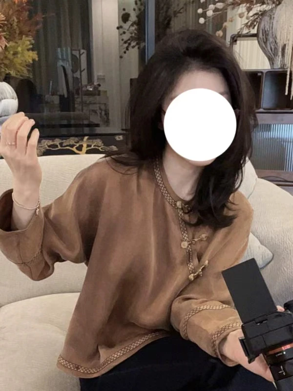 2025早秋新中式轻国风改良上衣高级感轻奢洋气咖色盘扣长袖衬衫女
