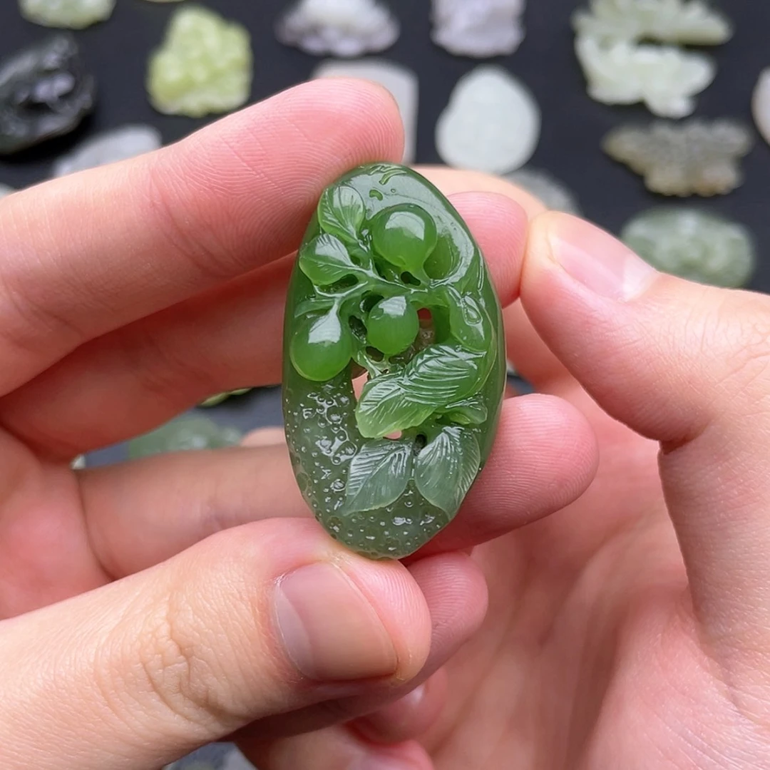 【闪购商品】颈饰未镶嵌和田玉