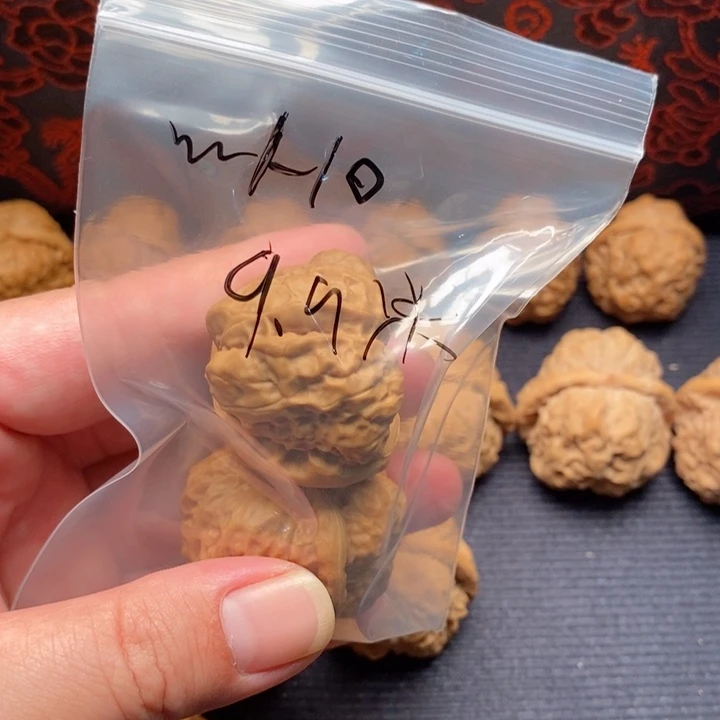 鹤***o文玩核桃吊坠蛤蟆