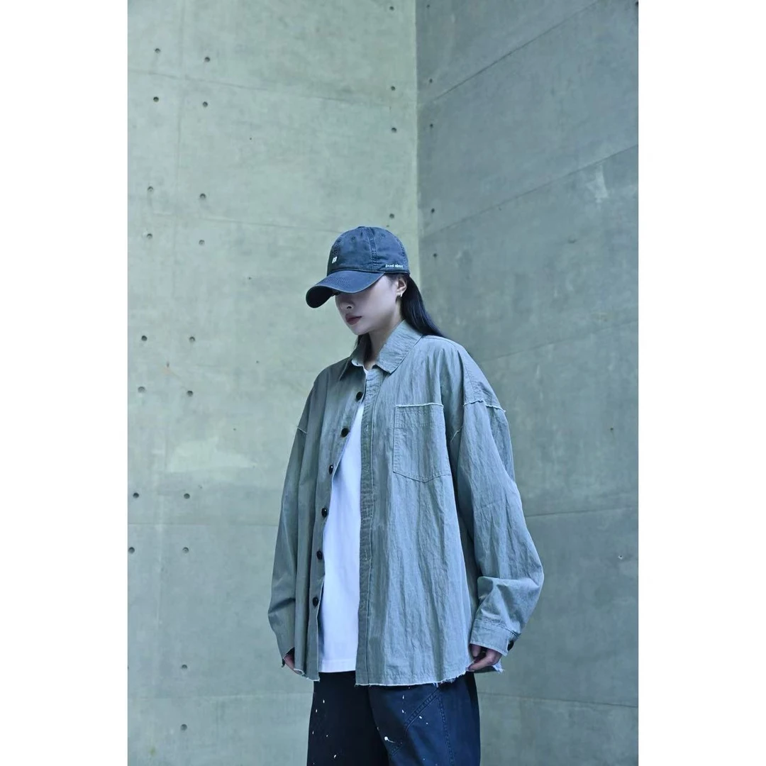尘谷2025秋季日系复古纯色休闲宽松工装情侣设计感长袖衬衫
