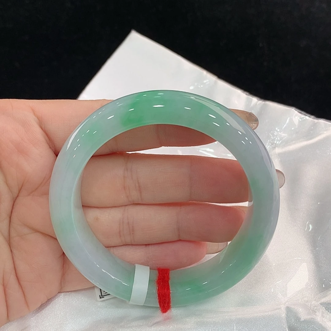 【闪购商品】翡翠手镯未镶嵌57，56/57