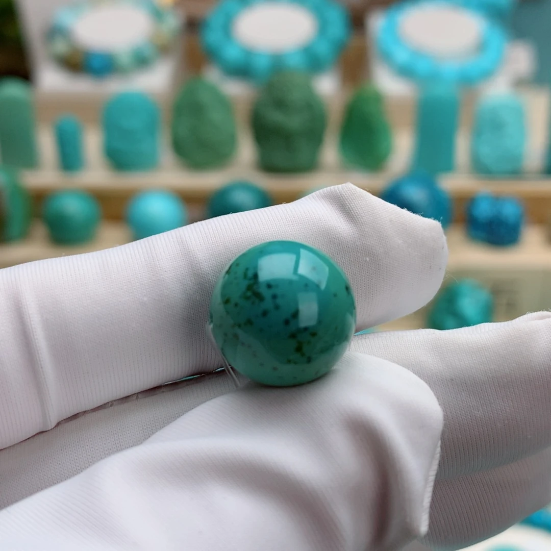 绿松石未镶嵌挂件