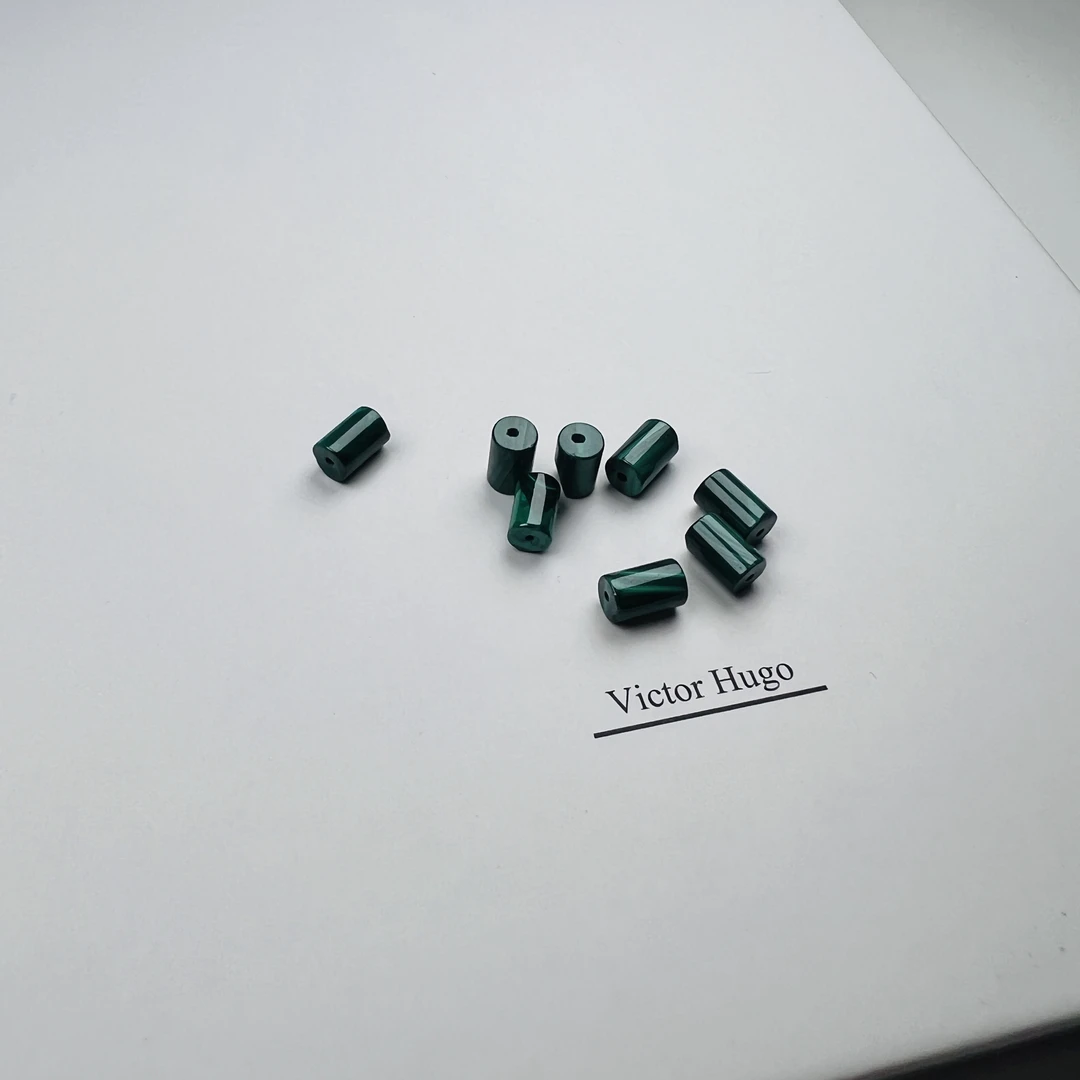 晶匠孔雀石圆筒珠8*5mm多样性发一 编号-BB3212简约