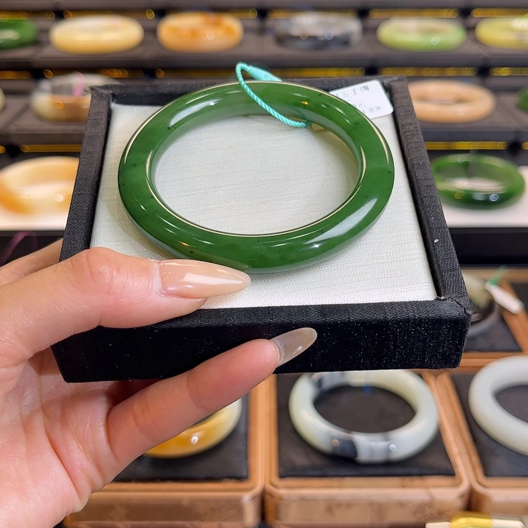 和田玉未镶嵌手镯55 56