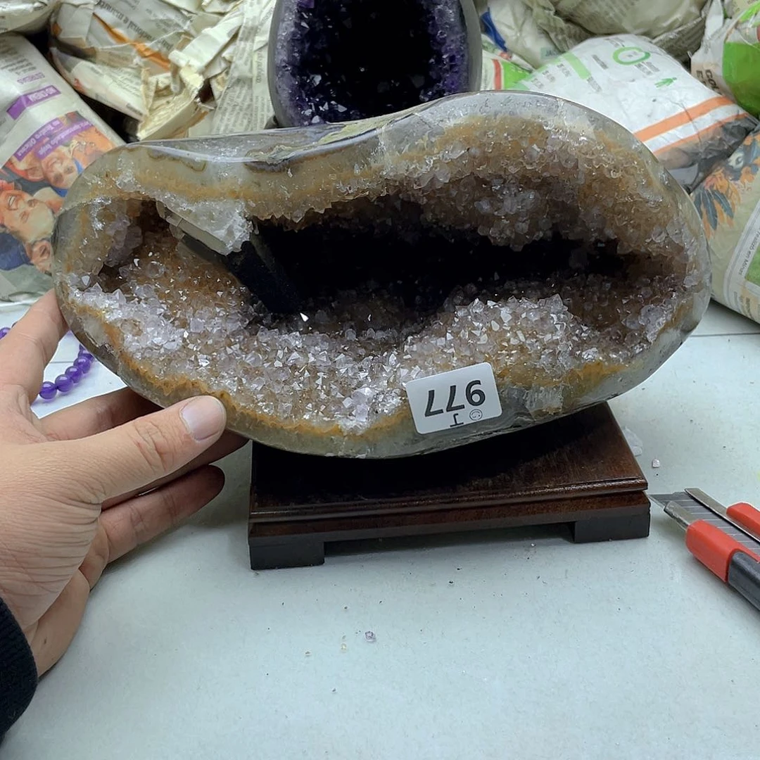 紫晶大型摆件（非配饰）未镶嵌花****人