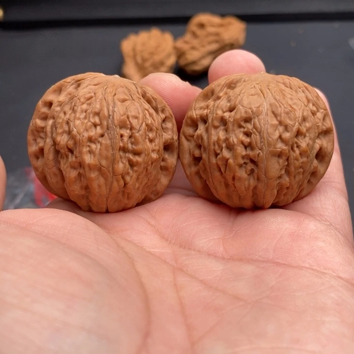 文玩核桃吊坠铁锤40