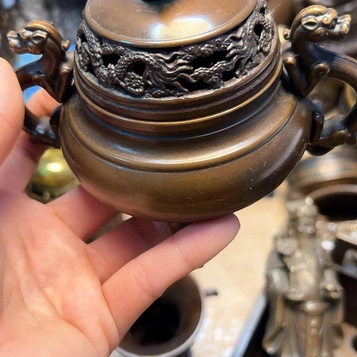 铜器摆件老王直播间