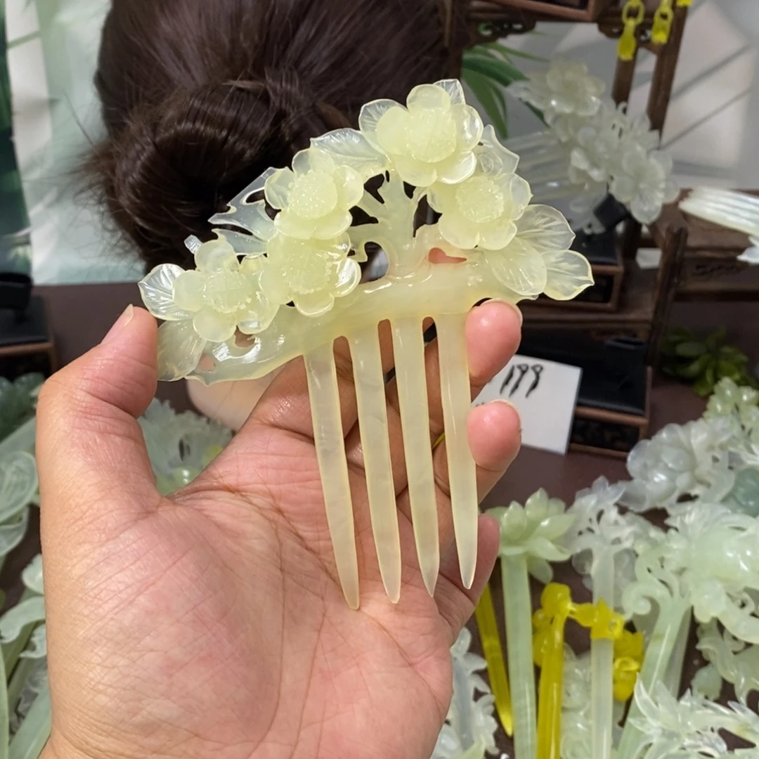 蛇纹石玉未镶嵌吊坠(不含链)?***?