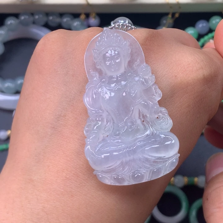 翡翠未镶嵌颈饰度母