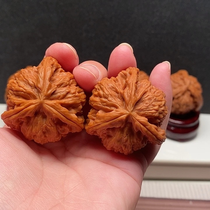 迷***生文玩核桃吊坠白奔