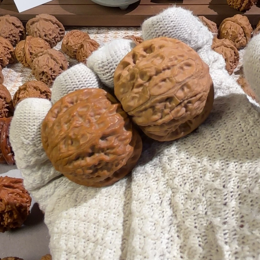 文玩核桃吊坠原生态山地