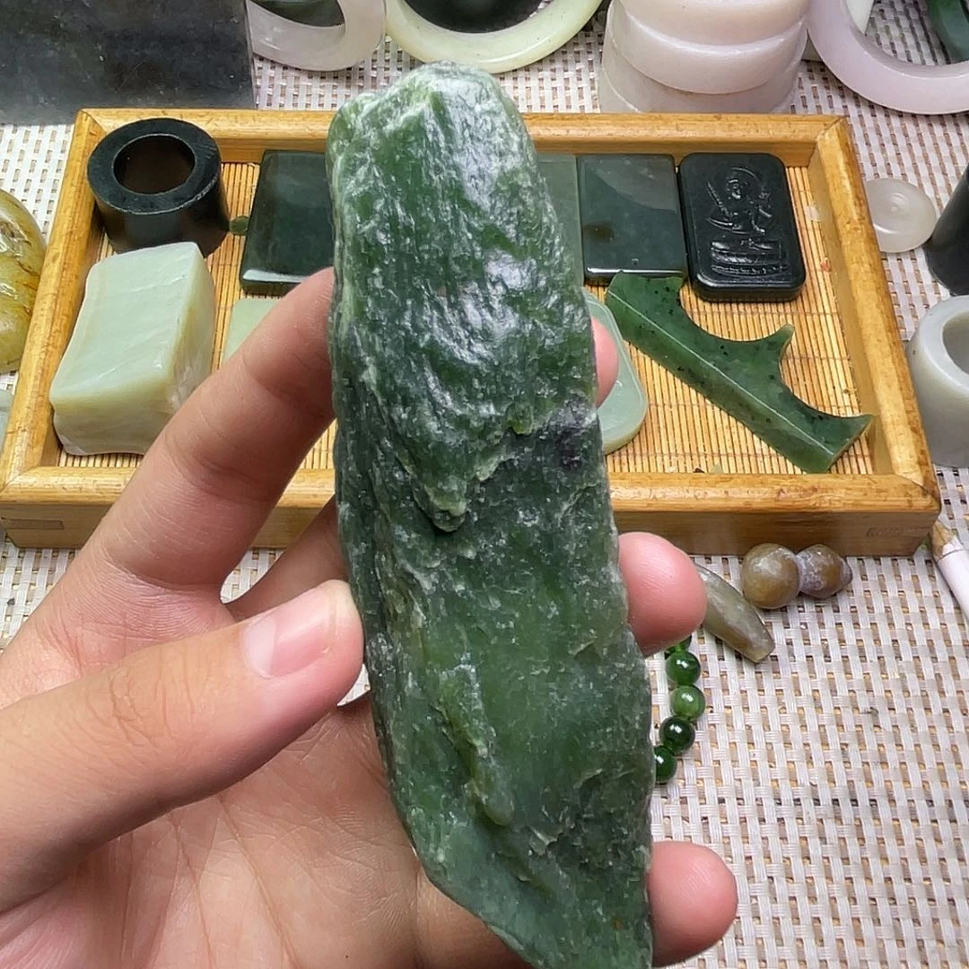 未镶嵌和田玉车挂