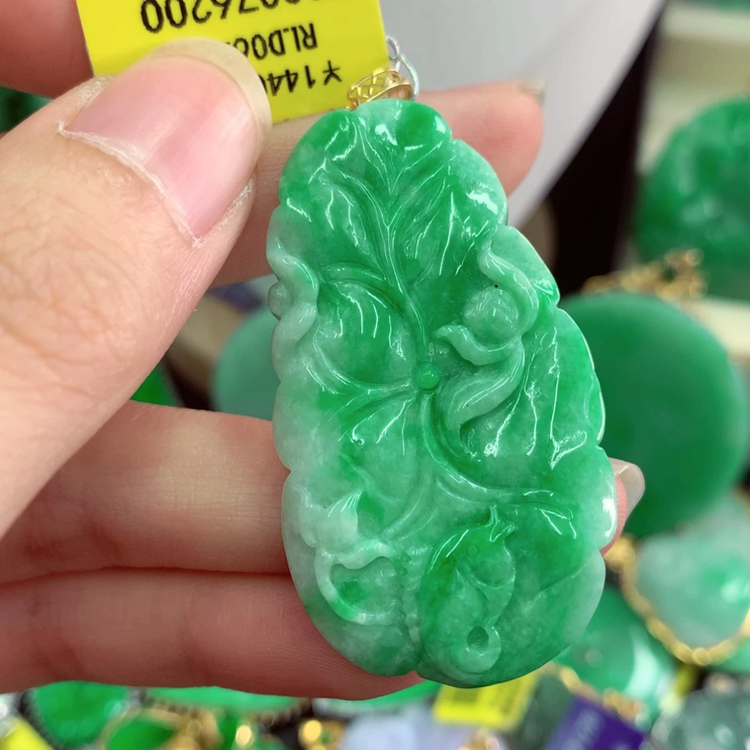 吊坠(不含链)18K金镶嵌翡翠