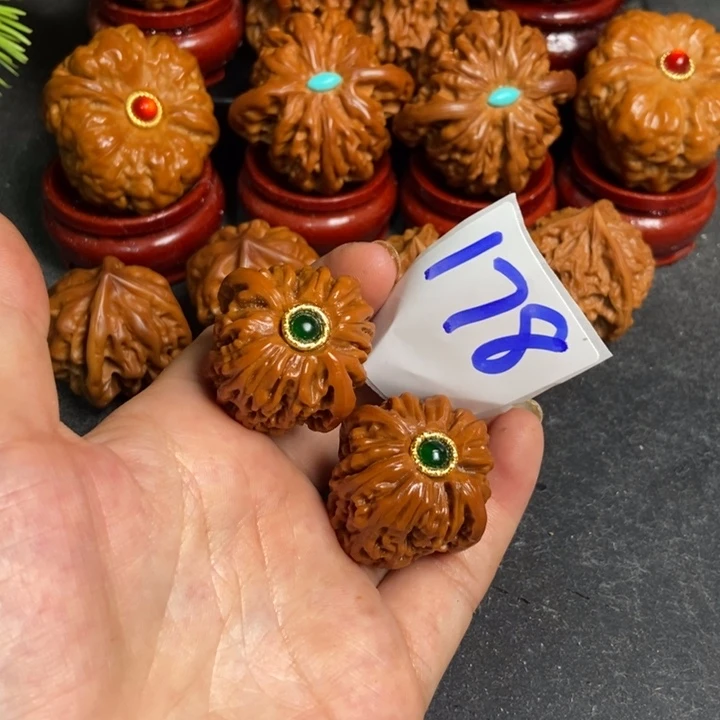 文玩核桃把件35楼吗178