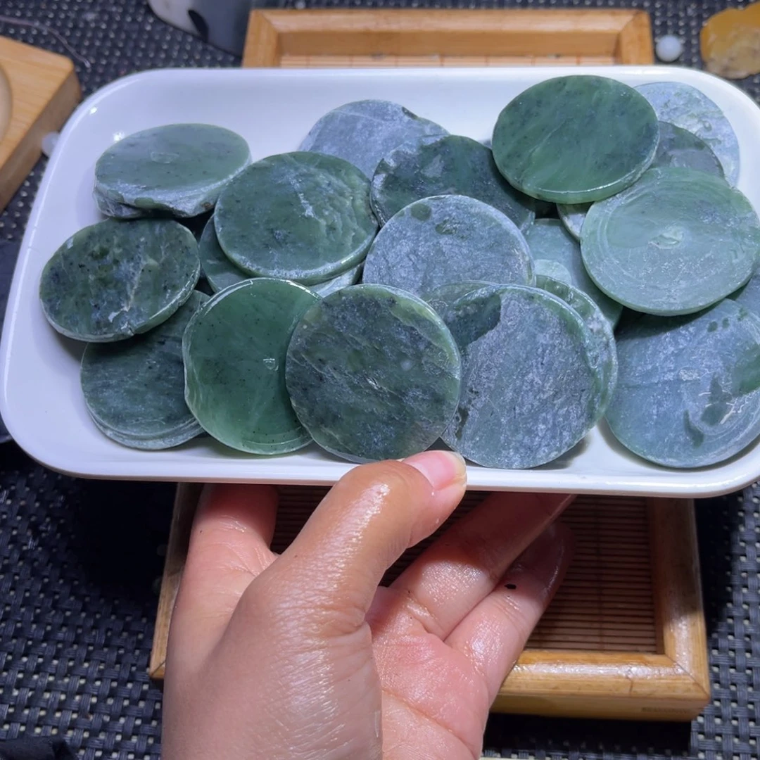 未镶嵌和田玉车挂