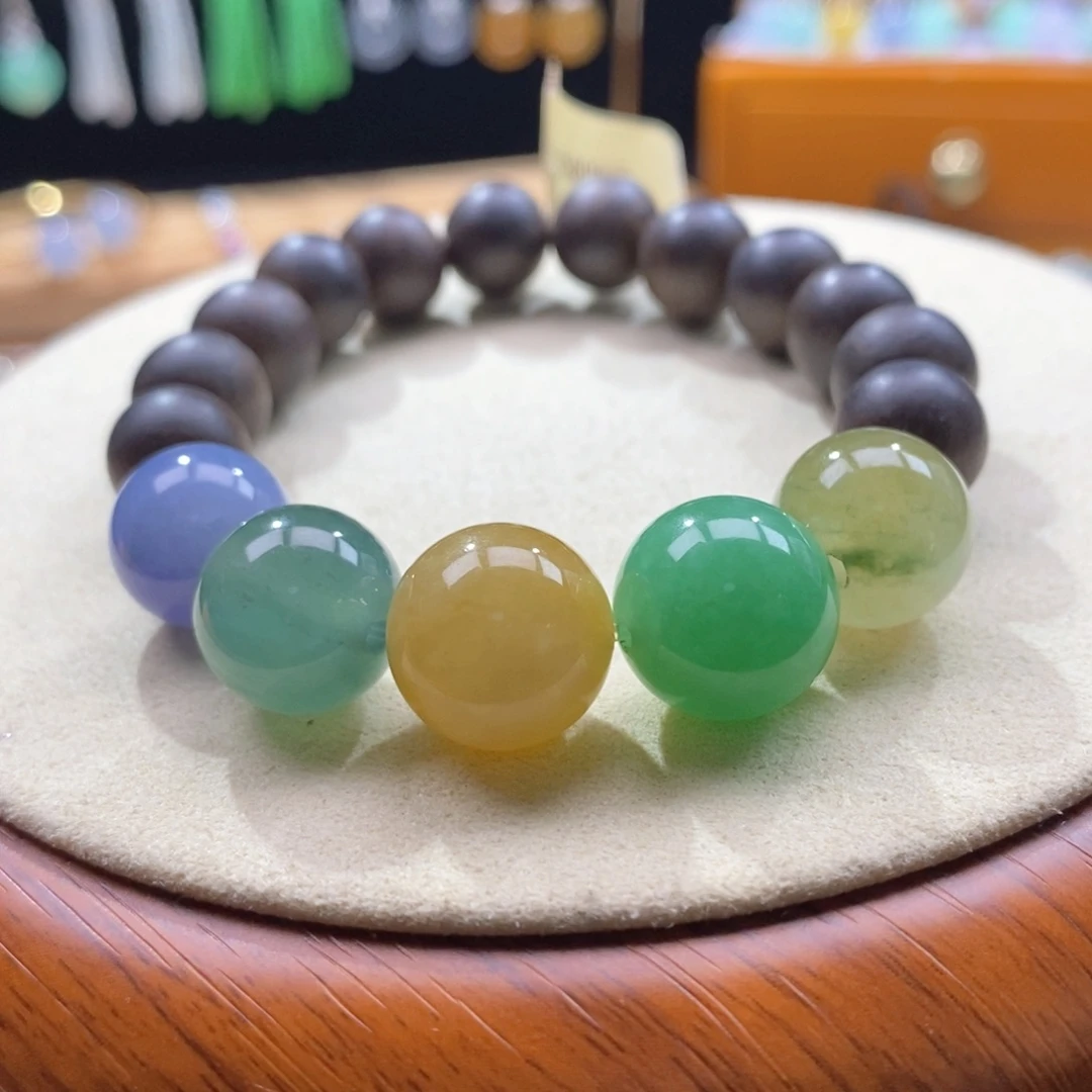 颈饰未镶嵌翡翠翡翠浓色圆珠手串