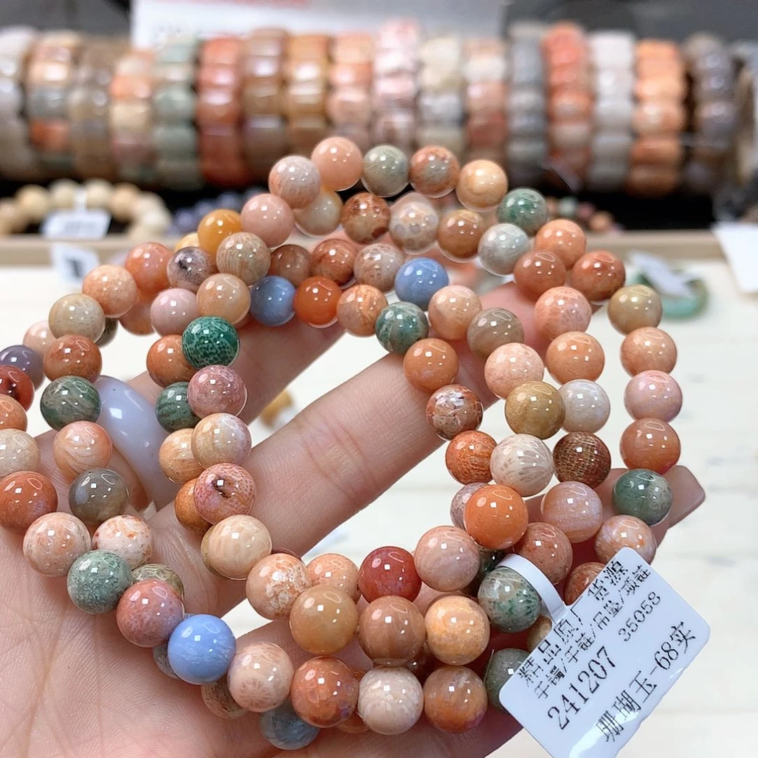 硅化珊瑚（珊瑚玉）手链未镶嵌乌****子320