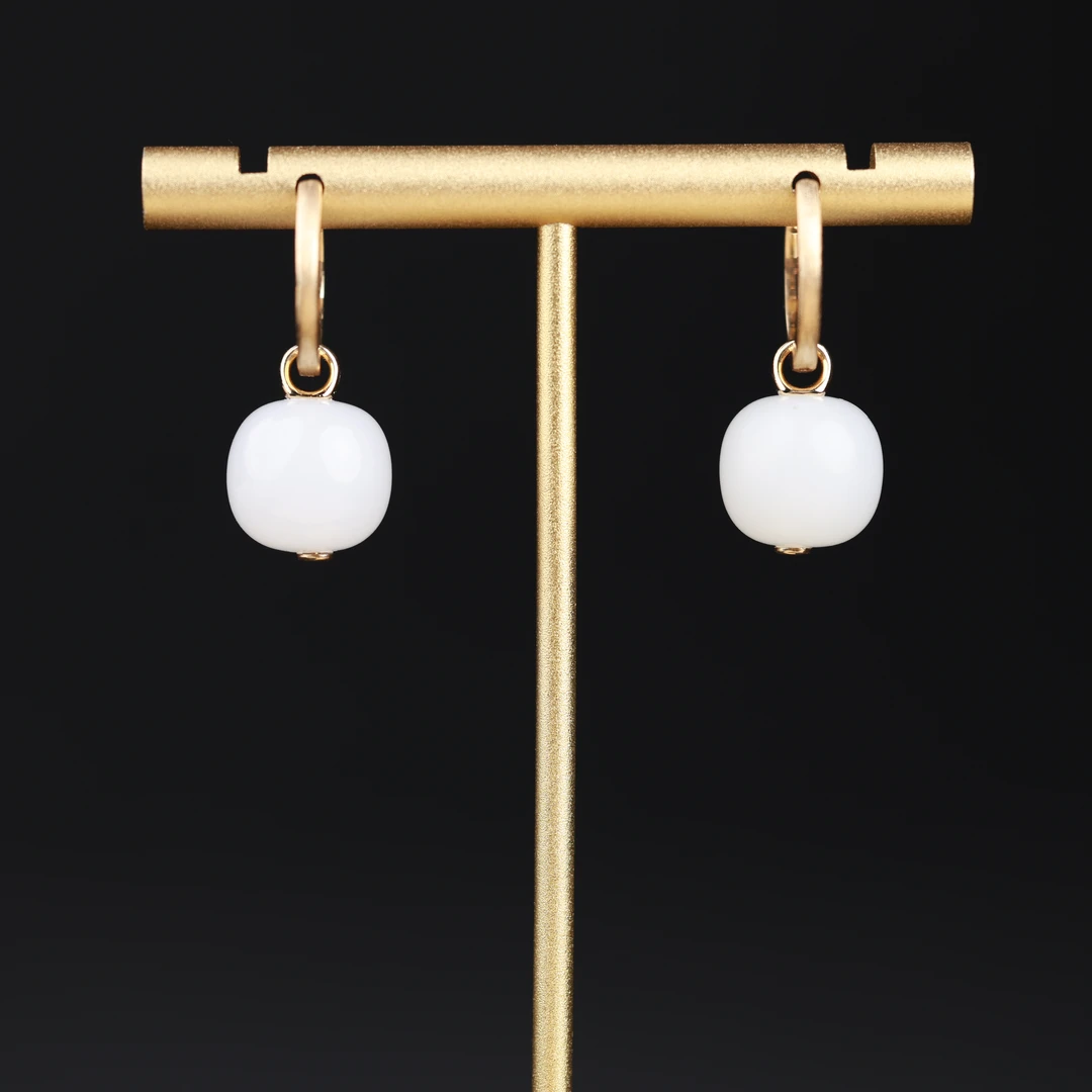 风骨 | 珍藏级精品和田玉顶俄高白白玉耳饰