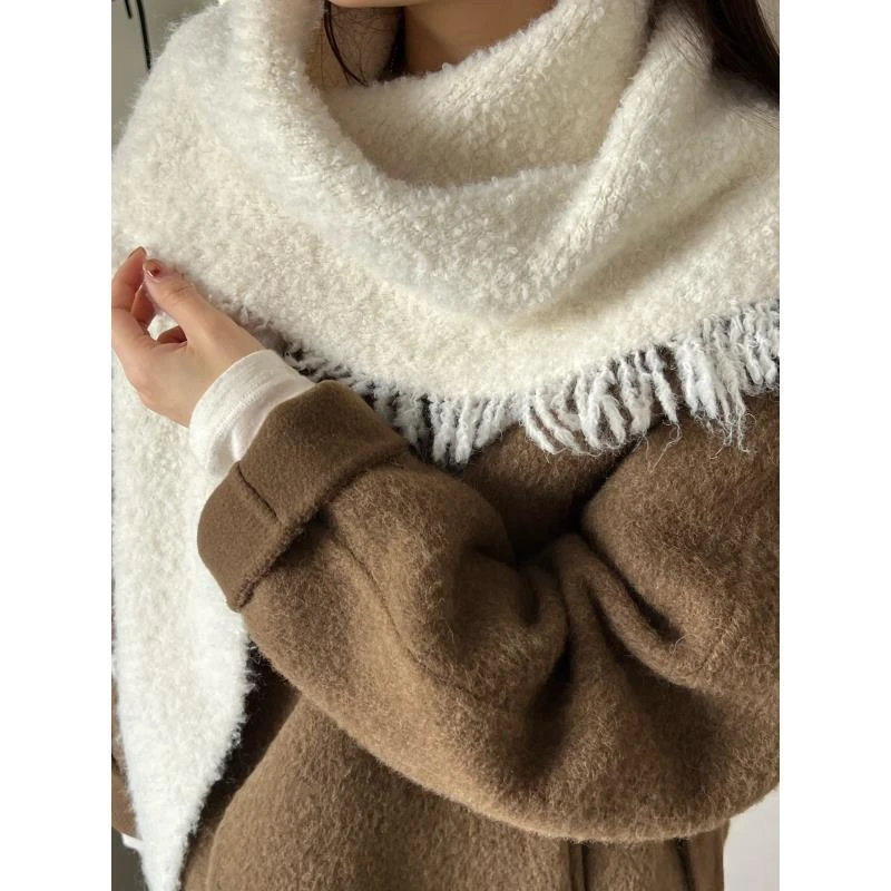 韩系流苏羊毛三角巾 03243