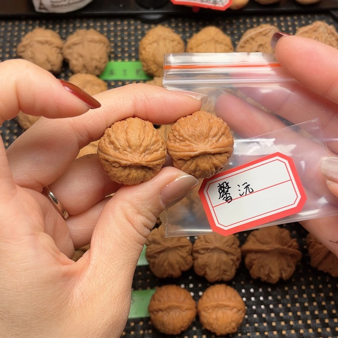 文玩核桃吊坠馨*?24➕水晶小苹果