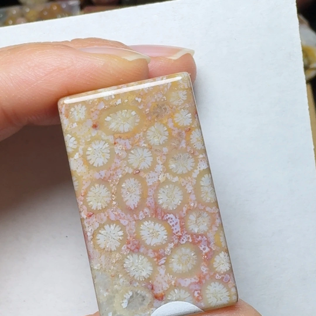 硅化玉红粉未镶嵌