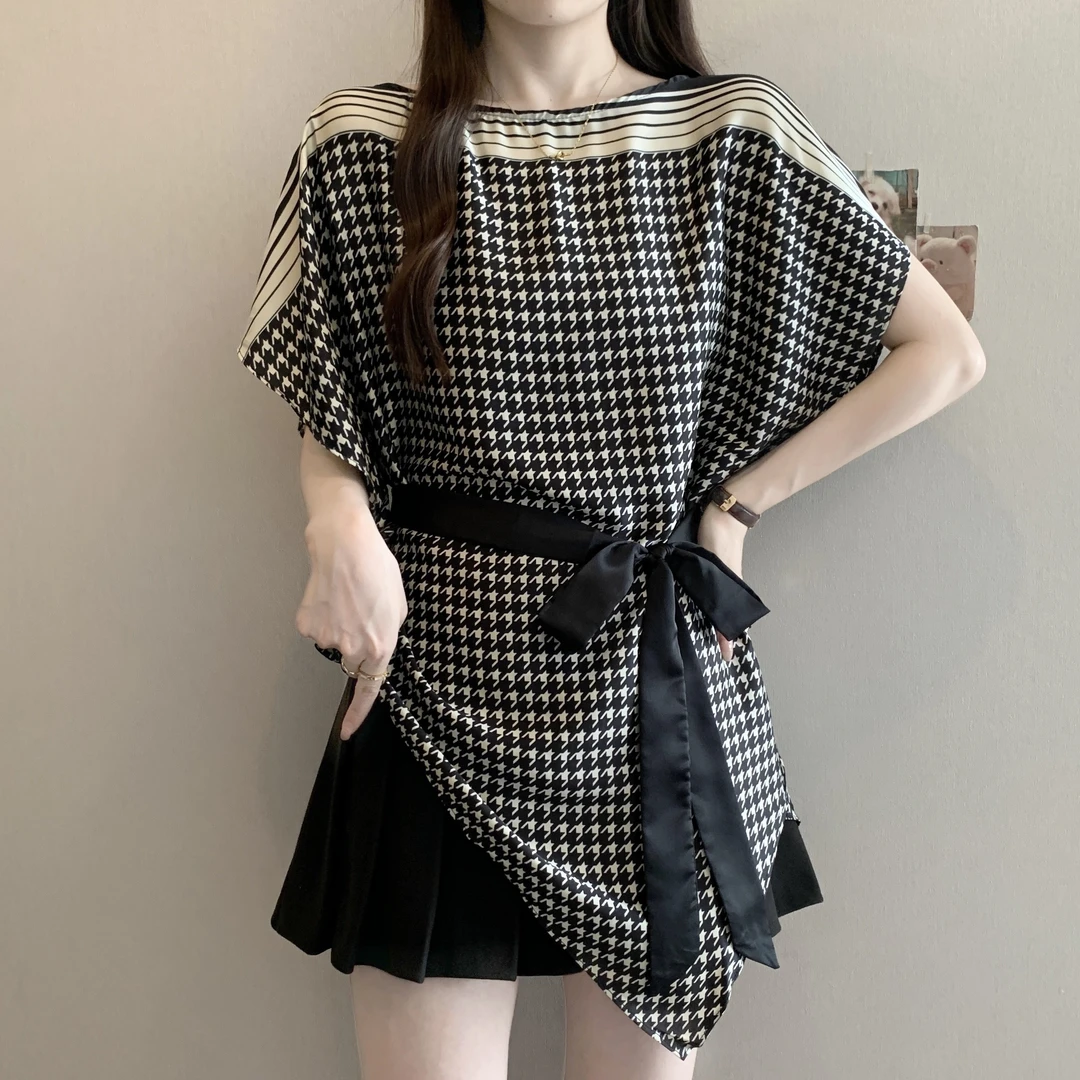 大码女夏季不规则一字肩短袖衬衫胖mm收腰系带减龄显瘦千鸟格上衣