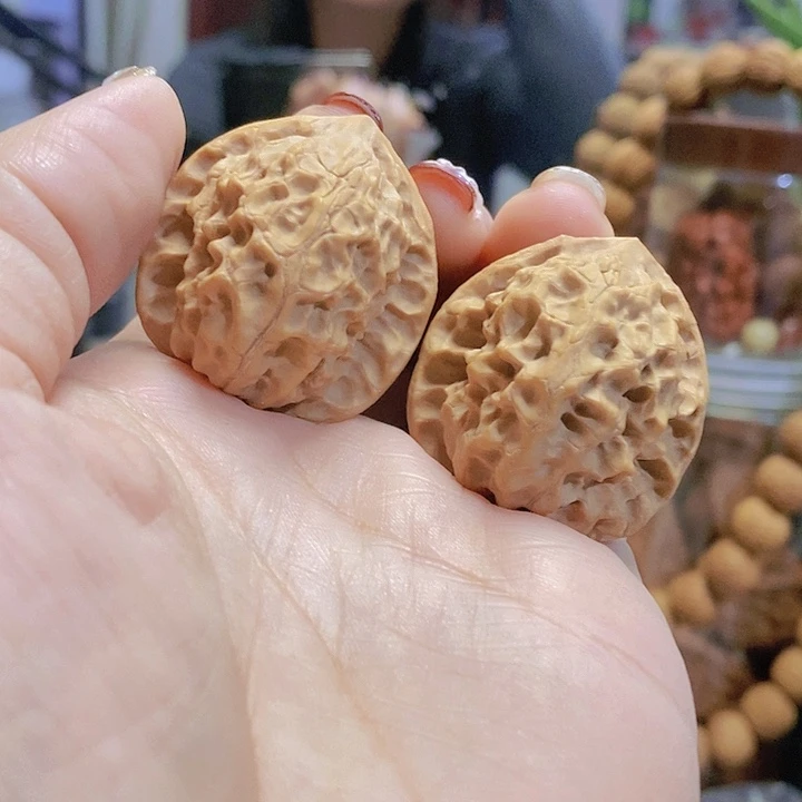 【闪购商品】文玩核桃把件34白蛇谷蜡皮