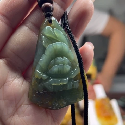 岫玉挂件未镶嵌挂件