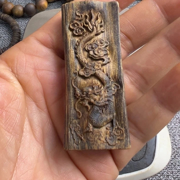 沉香碎屑沉香龙牌8.2克