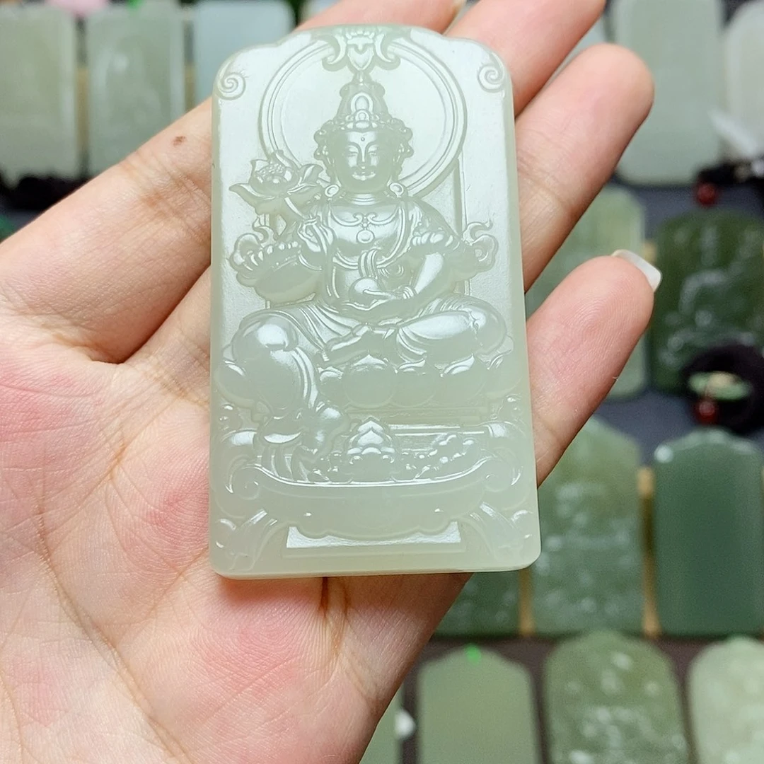 【闪购商品】颈饰未镶嵌和田玉
