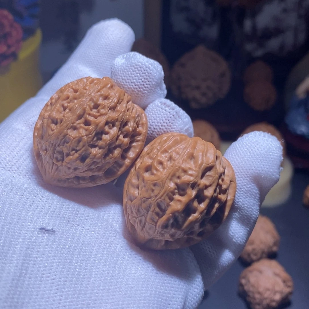 文玩核桃把件金牛32