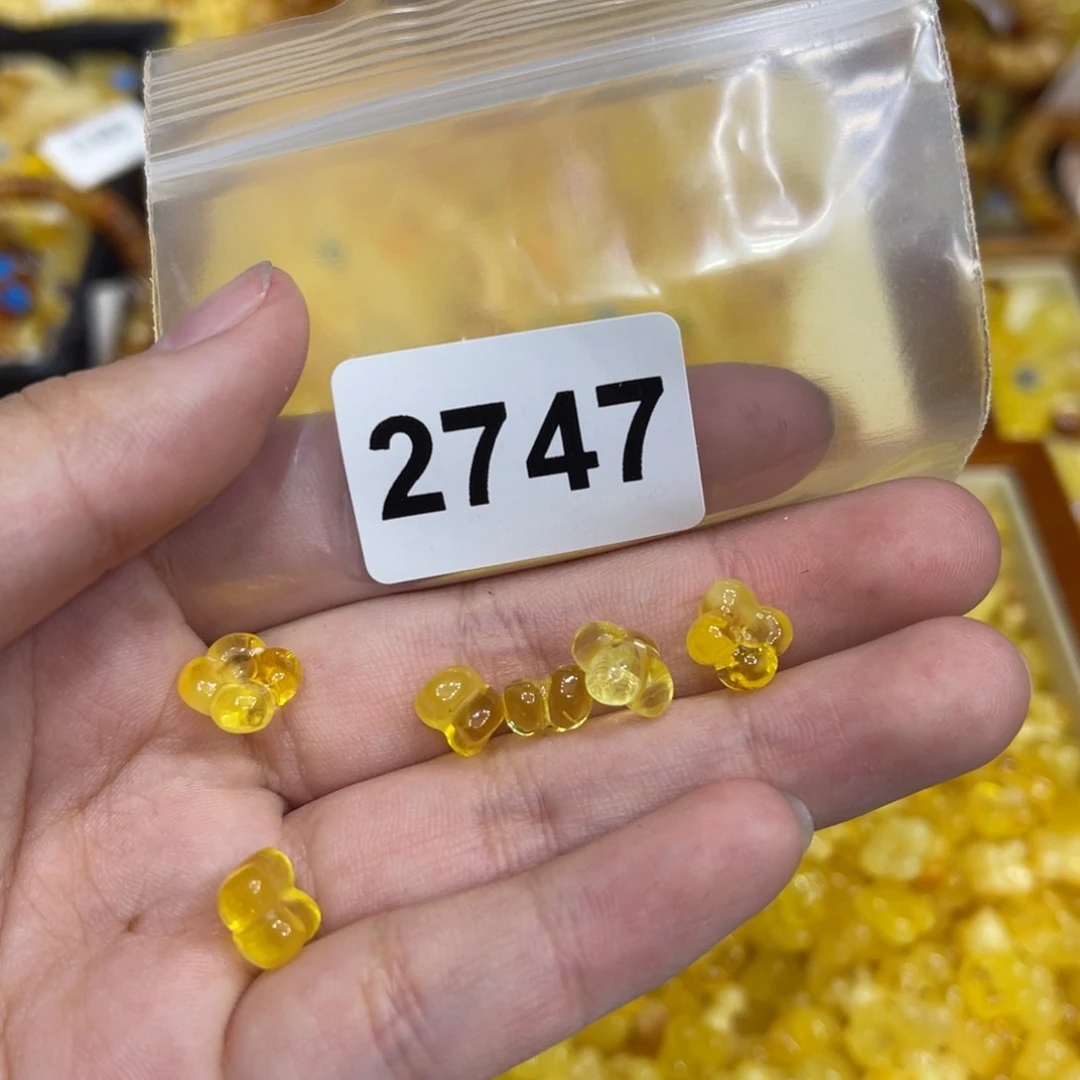 琥珀珠宝奇石未镶嵌