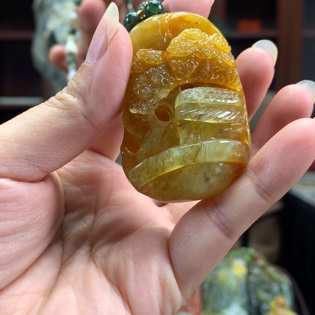 未镶嵌蛇纹石玉颈饰