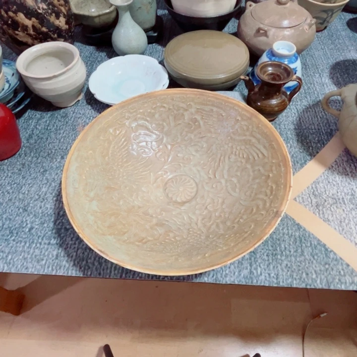 天***道青花釉里红的一个碗