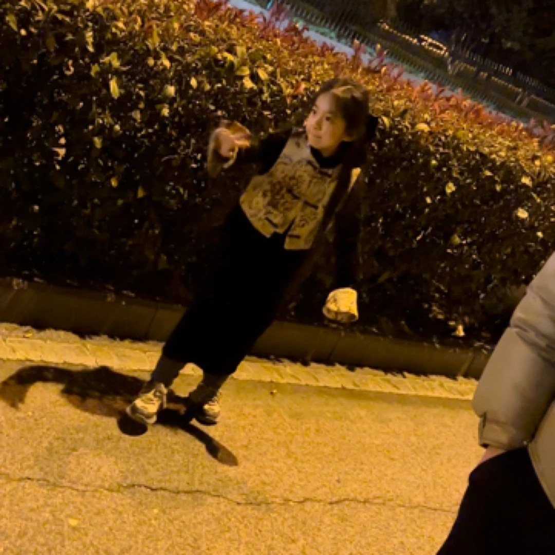 卷毛桃2025春国风两件套连衣裙