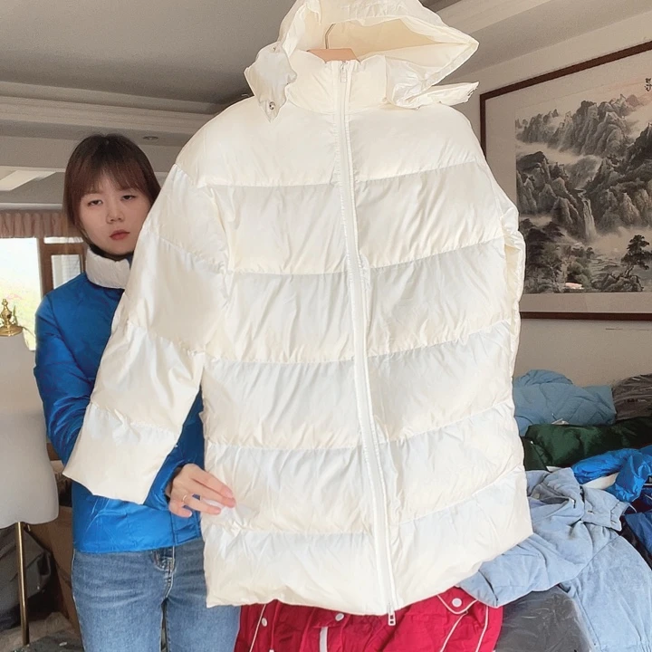 18 白色羽绒服 S/M/L