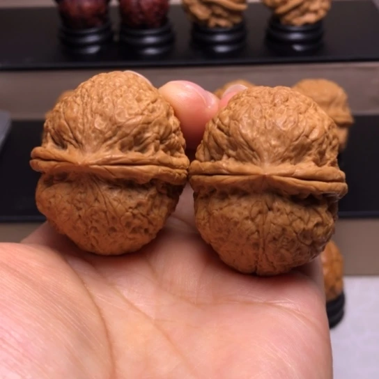 文玩核桃把件降龙罗汉34