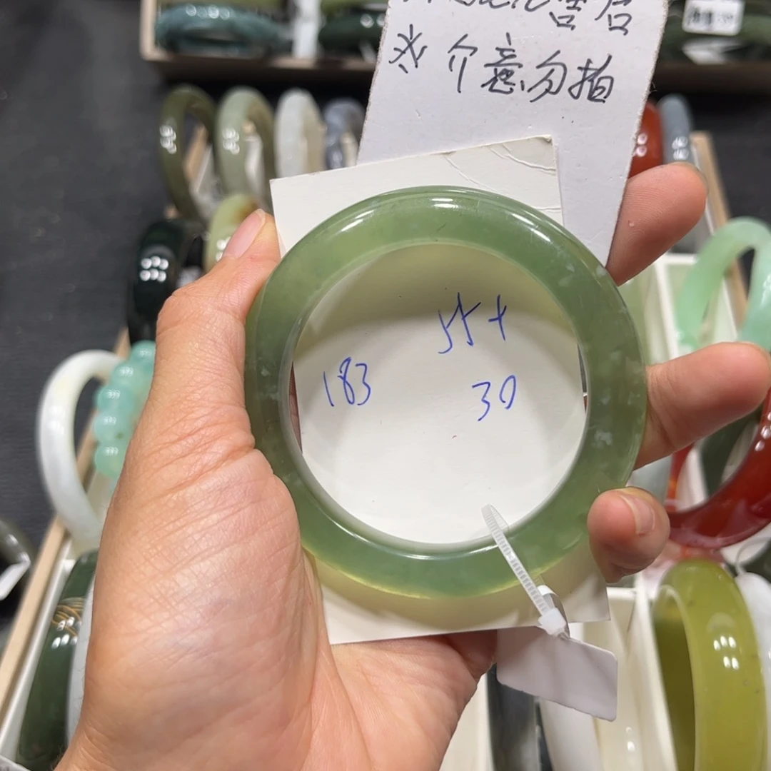 S****未镶嵌蛇纹石玉手镯